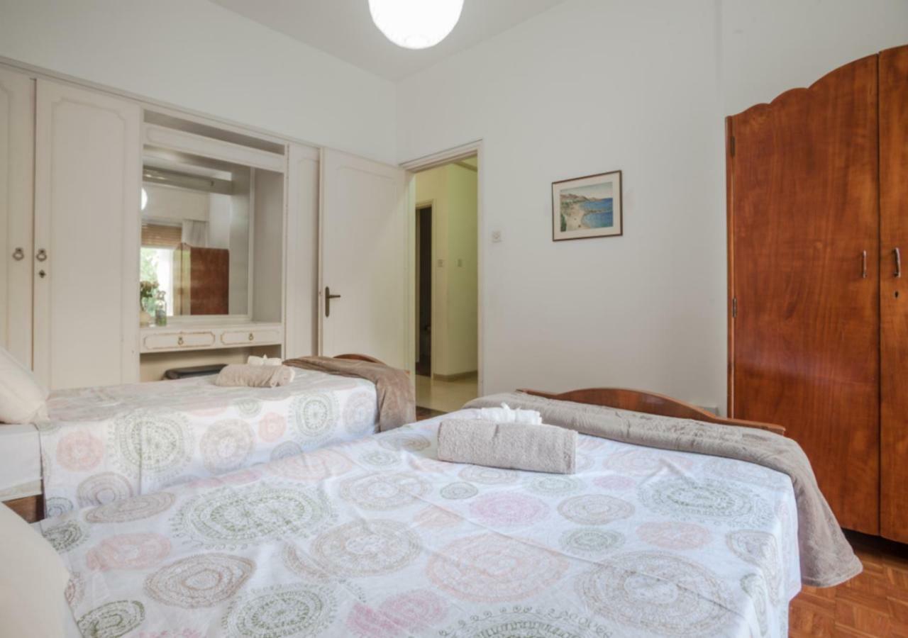 Sunny Family Home By The Beach ليماسول المظهر الخارجي الصورة