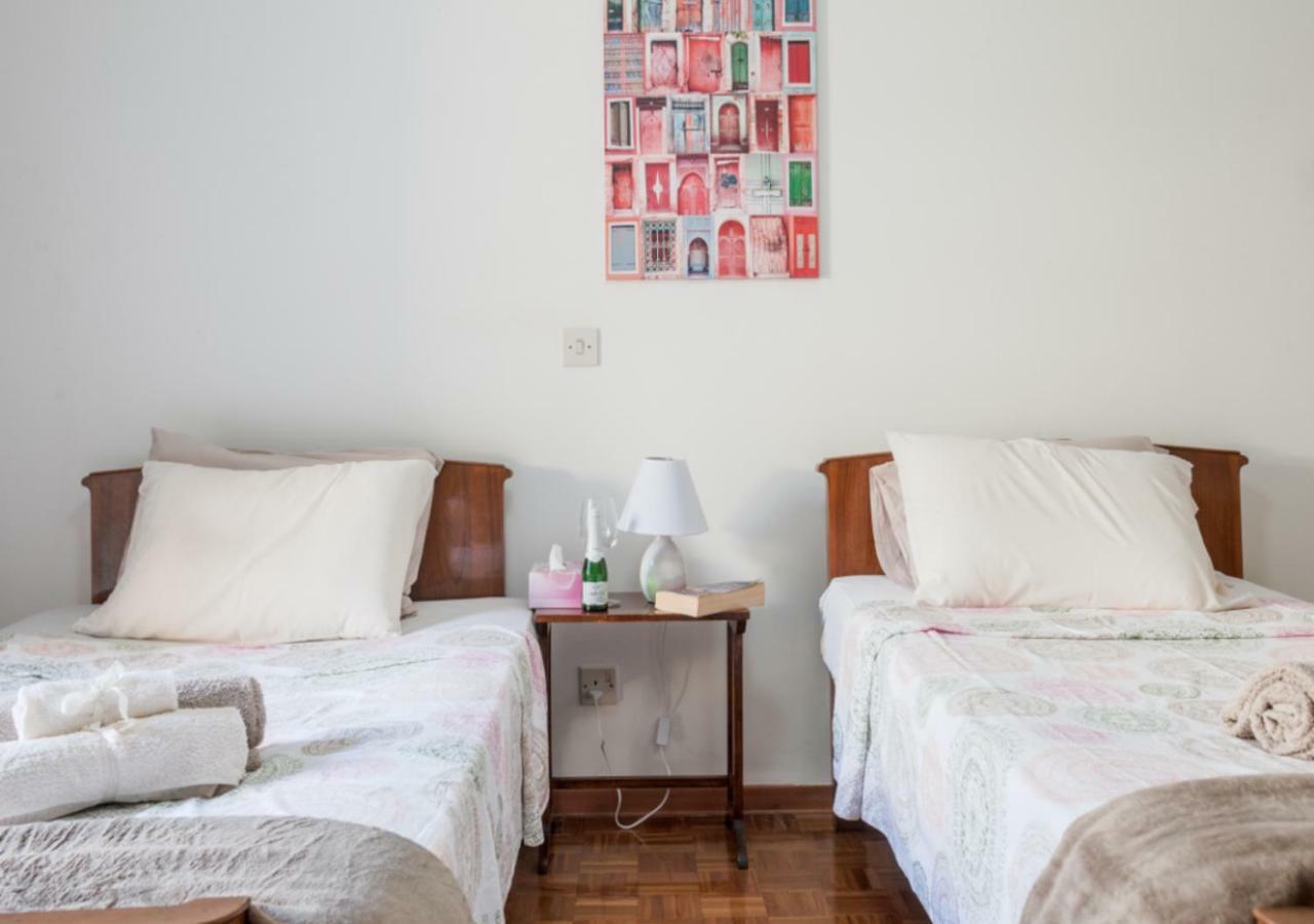 Sunny Family Home By The Beach ليماسول المظهر الخارجي الصورة