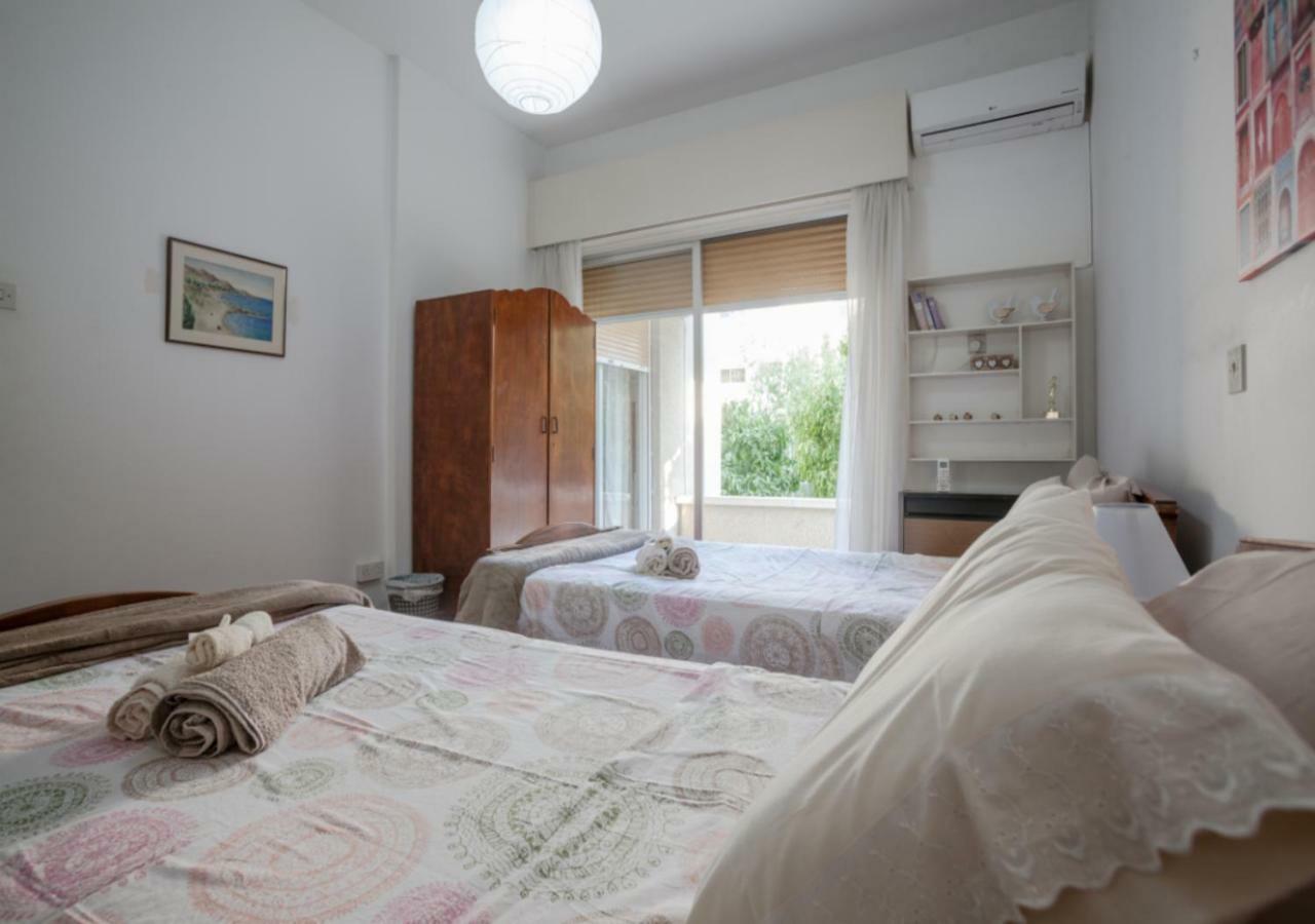 Sunny Family Home By The Beach ليماسول المظهر الخارجي الصورة